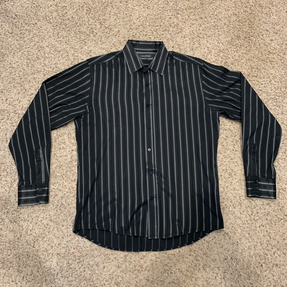 Source DNM Men’s Collared Striped Dress Shirt
